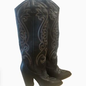 Steve Madden- LASSO Black Heeled Boots